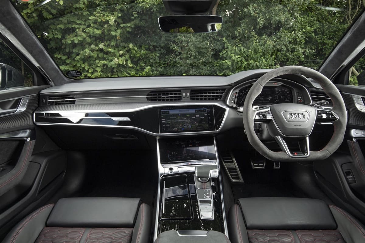 Black Audi RS6 Performance Quattro Wagon hire car in Melbourne, photo 3