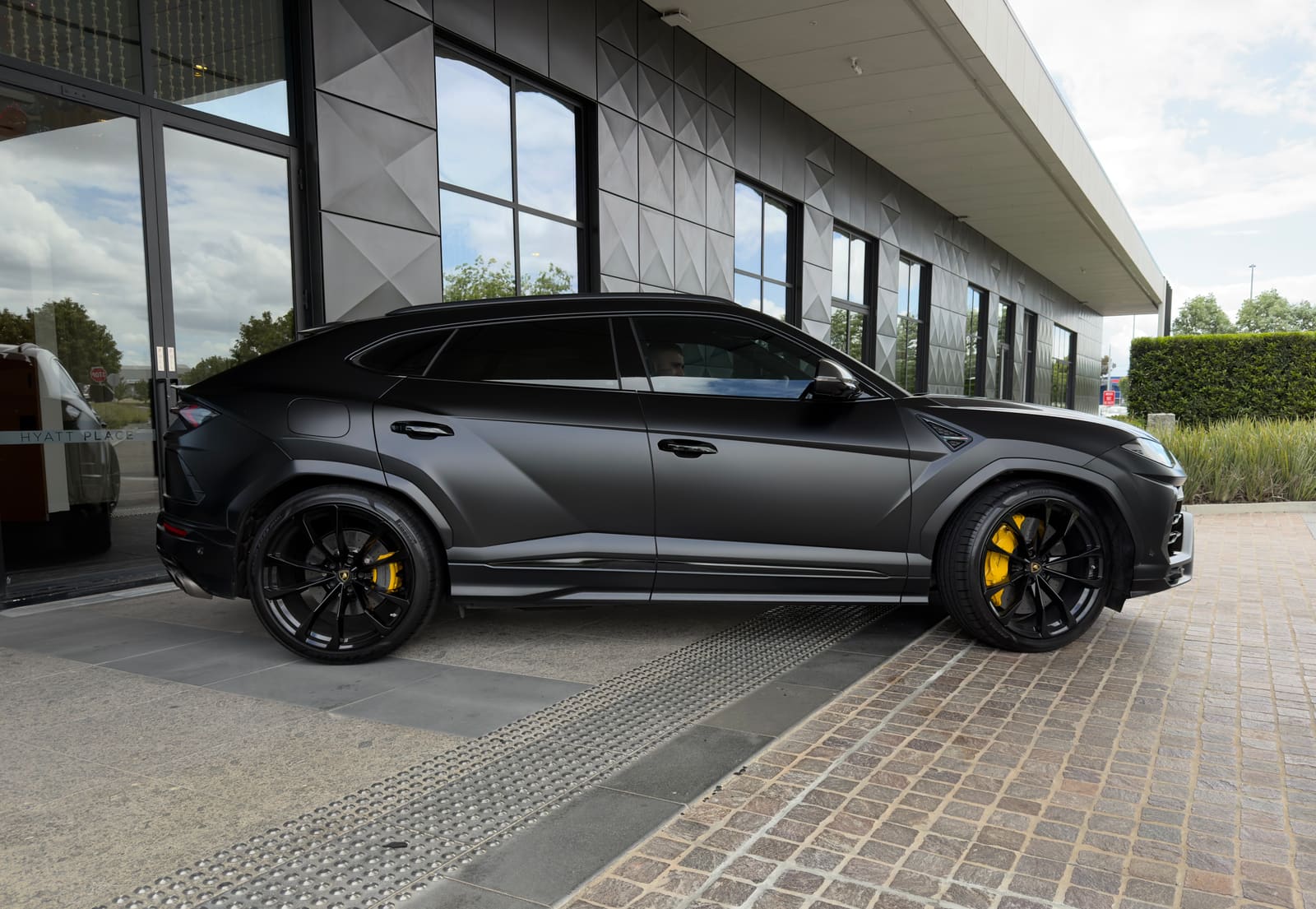 Matte Black Lamborghini Urus SUV hire car in Melbourne, photo 3
