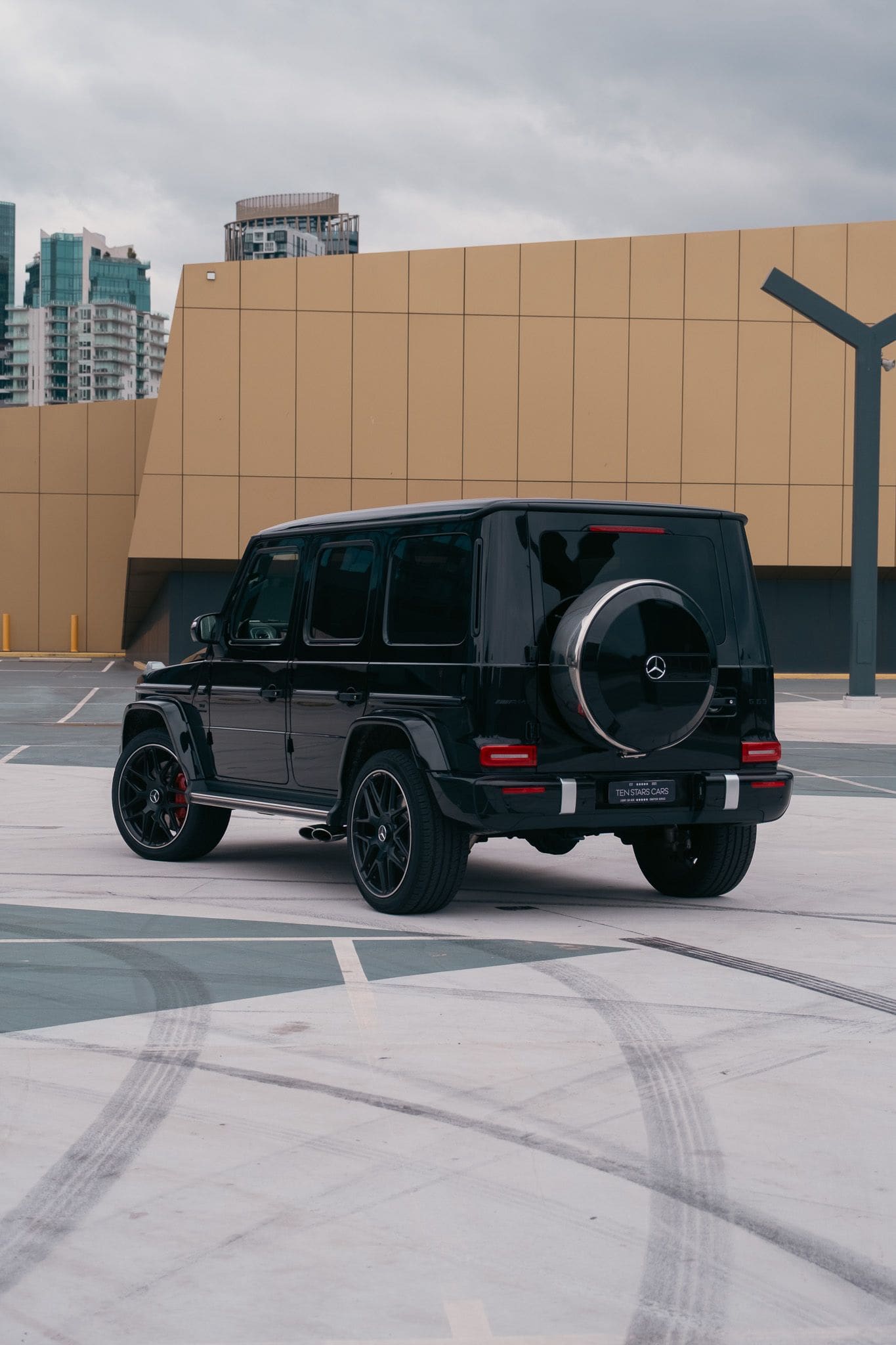 Mercedes-Benz G63 AMG SUV (Facelift, Black) hire car in Melbourne, photo 2