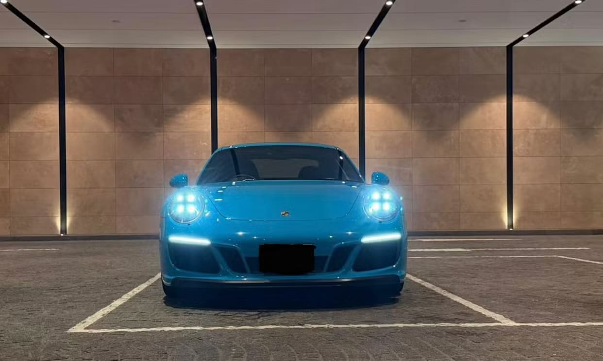 Blue Porsche 911 Carrera 4 GTS Coupe hire car in Melbourne, photo 3