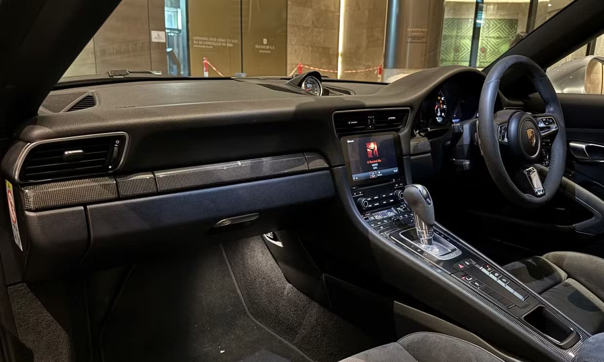 Blue Porsche 911 Carrera 4 GTS Coupe hire car in Melbourne, photo 6