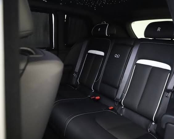 White Rolls-Royce Cullinan RR31 SUV hire car in Melbourne, photo 2