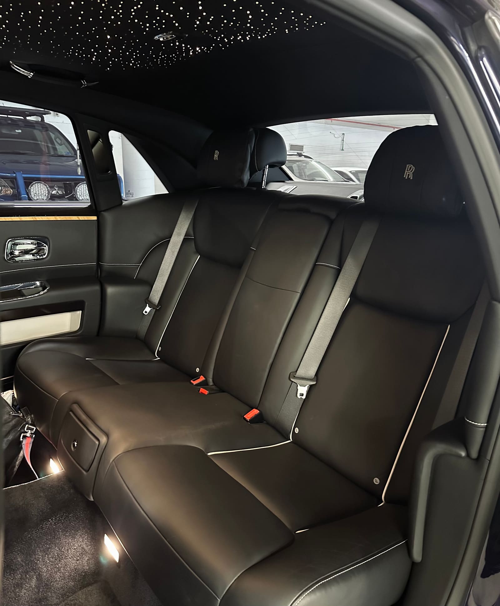 White Rolls-Royce Ghost Series II Saloon hire car in Melbourne, photo 5