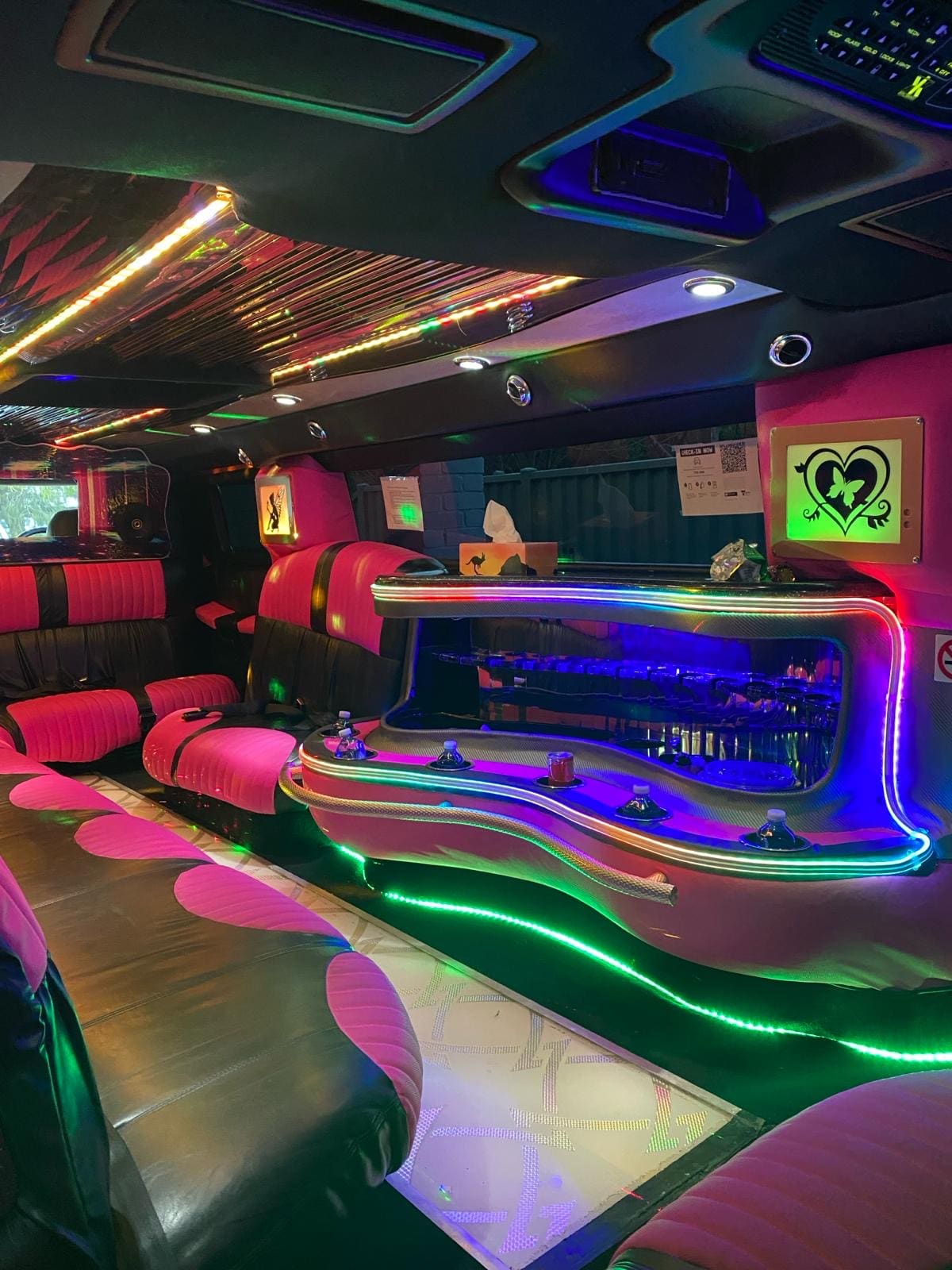 Pink Hummer H2 Limousine, 14 seater, Melbourne, photo 2
