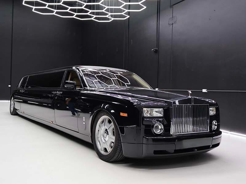 Black Rolls-Royce Phantom Limousine, 10 seater, Melbourne