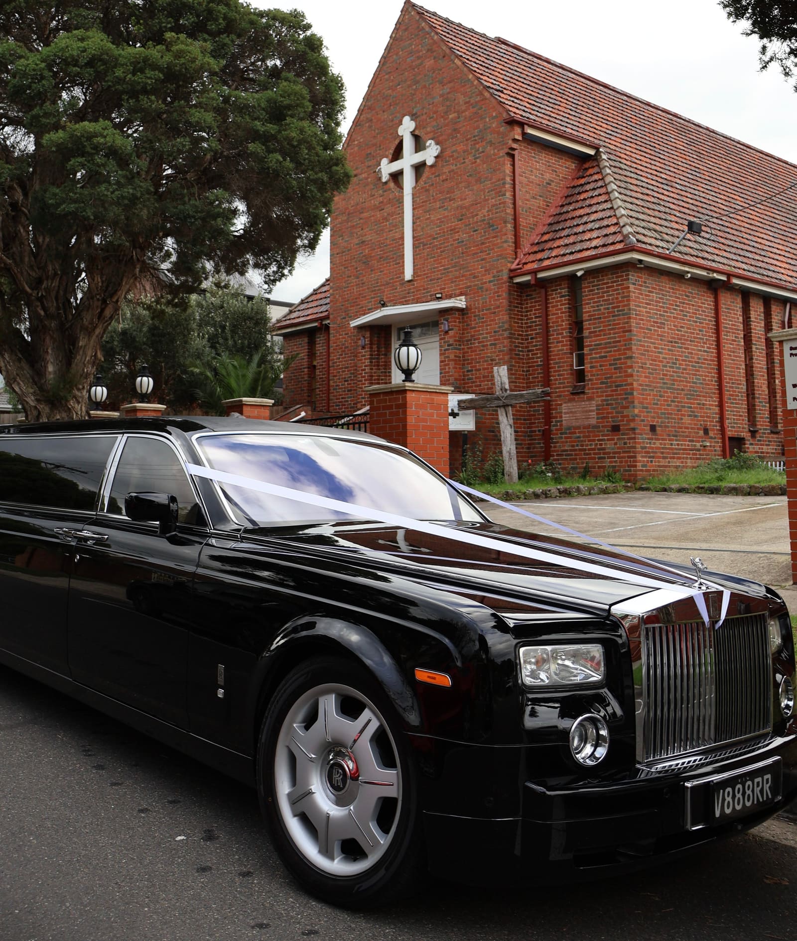 Black Rolls-Royce Phantom Limousine, 10 seater, Melbourne, photo 2